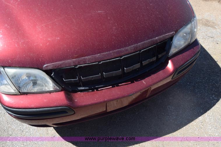 image for item K8527 2002 Chevrolet Venture van