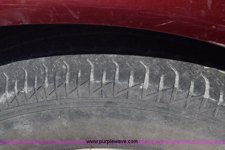 image for item K8527 2002 Chevrolet Venture van