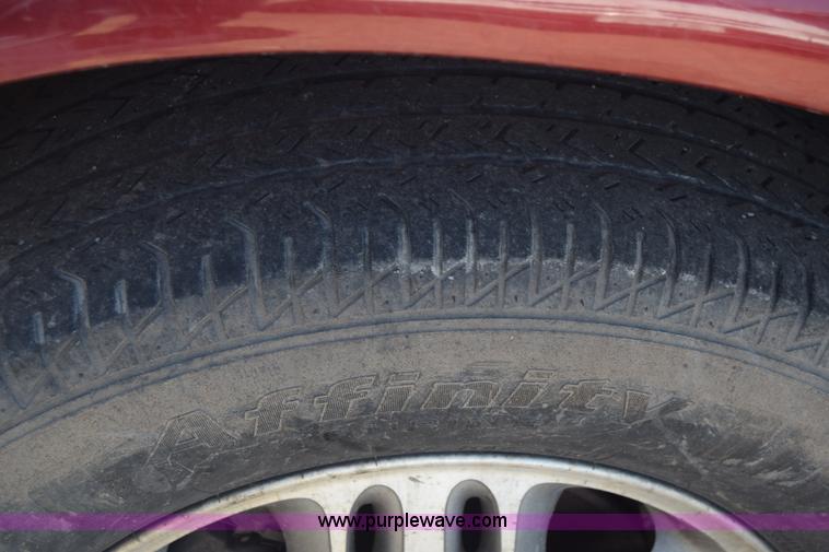 image for item K8527 2002 Chevrolet Venture van