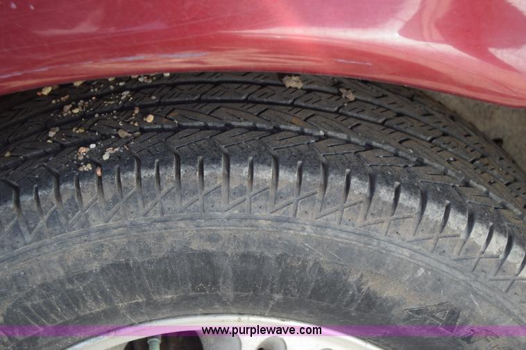 image for item K8527 2002 Chevrolet Venture van