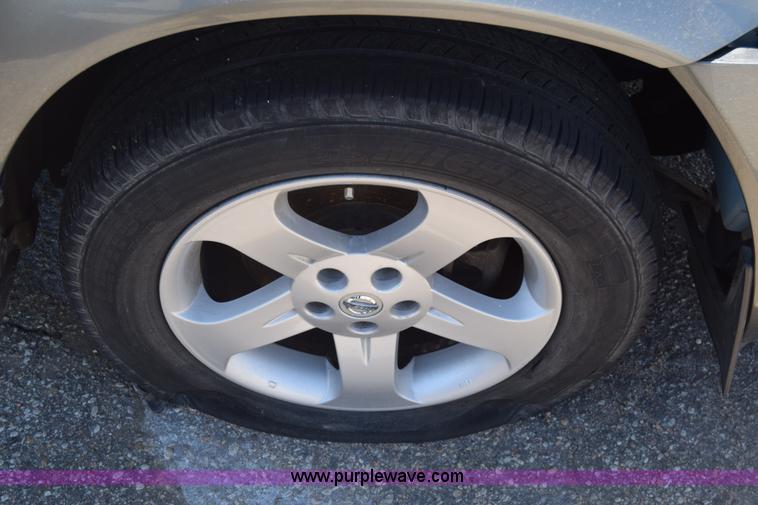 image for item K8528 2005 Nissan Murano SUV