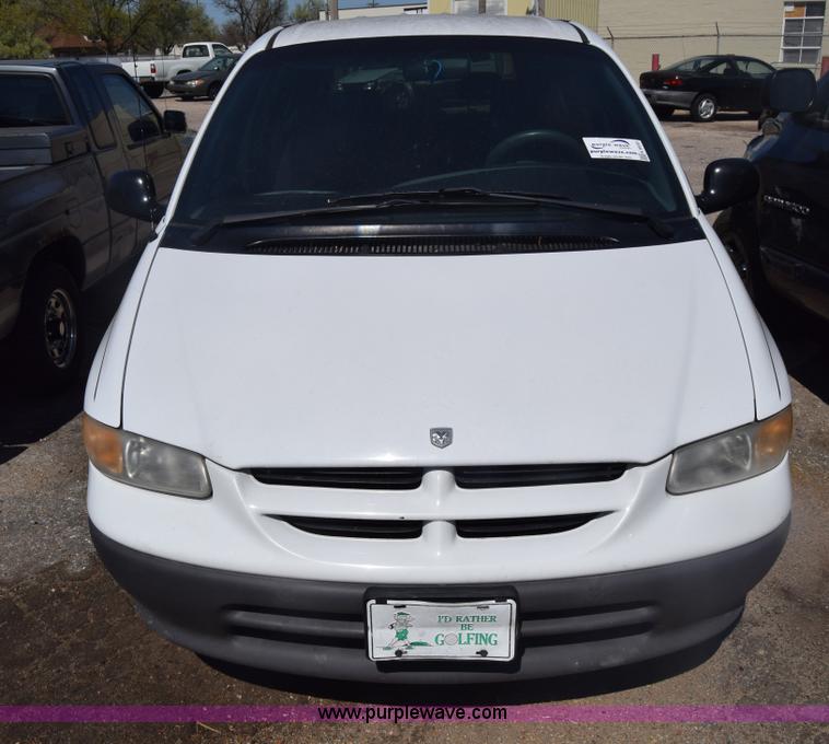 image for item K8530 1998 Dodge Caravan van