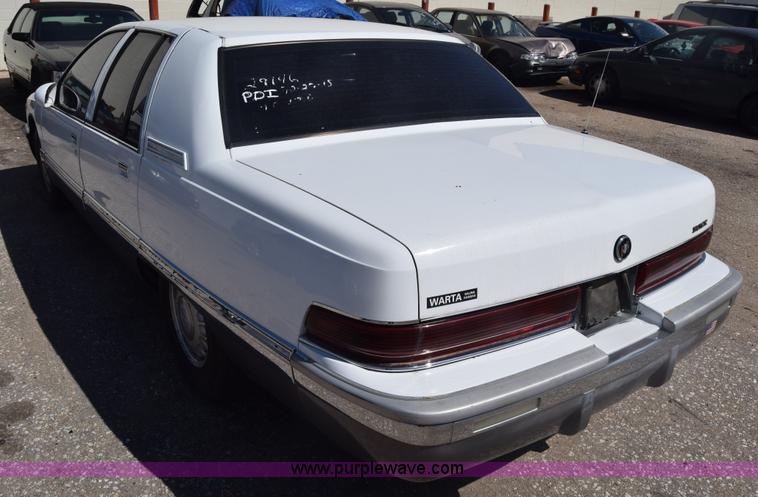 image for item K8532 1995 Buick Roadmaster