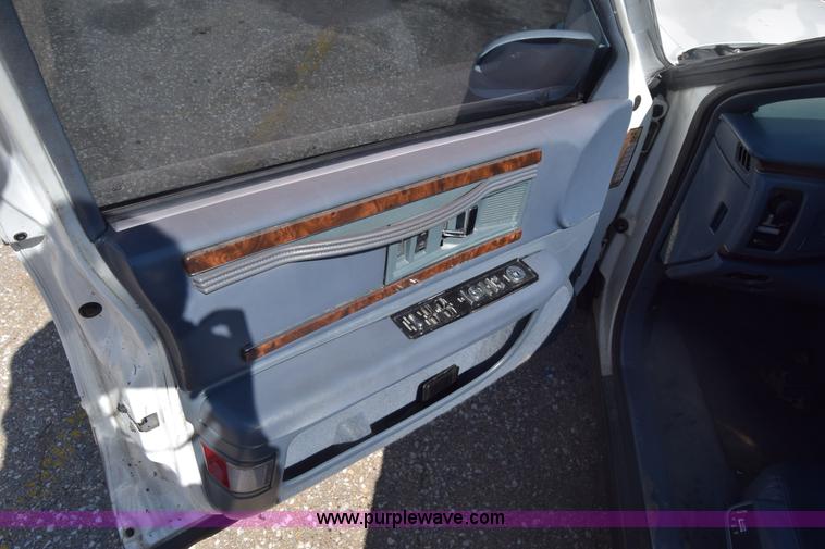 image for item K8532 1995 Buick Roadmaster