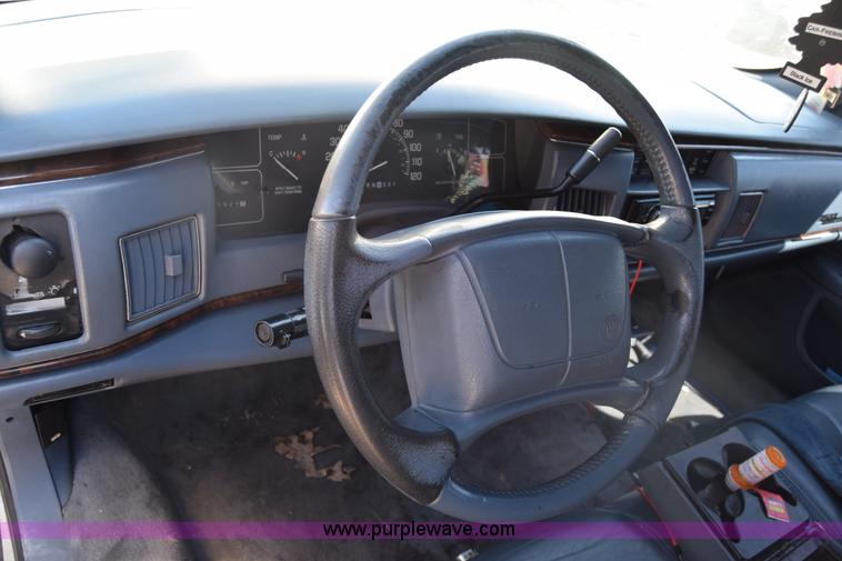 image for item K8532 1995 Buick Roadmaster