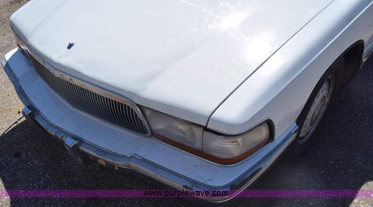 image for item K8532 1995 Buick Roadmaster