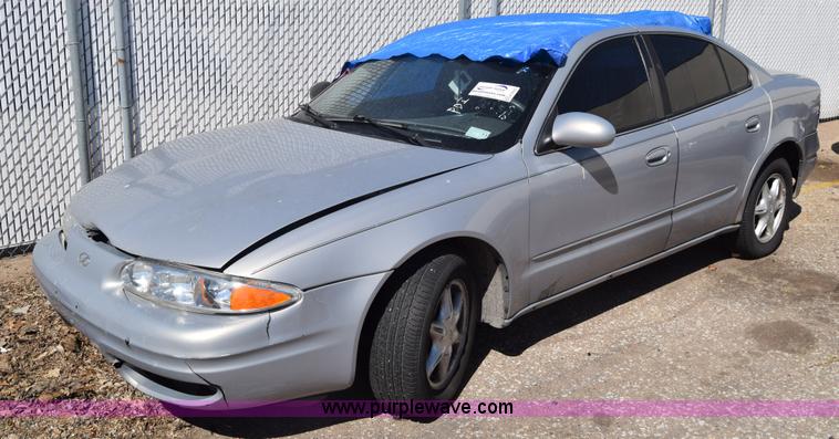 image for item K8533 1999 Oldsmobile Alero GL