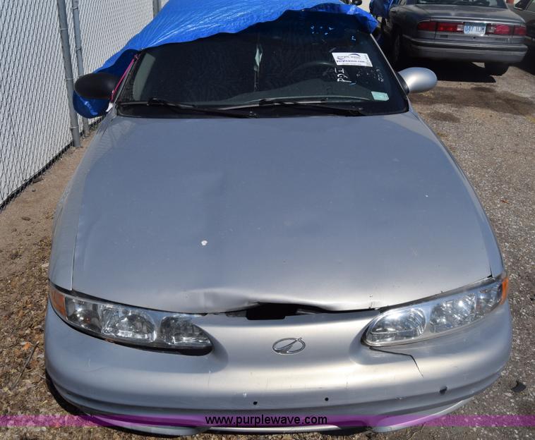 image for item K8533 1999 Oldsmobile Alero GL