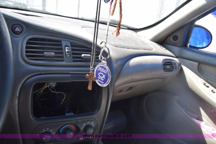 image for item K8533 1999 Oldsmobile Alero GL