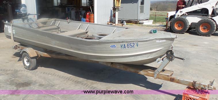 image for item AO9833 Richline boat