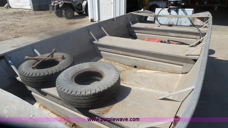 image for item AO9833 Richline boat