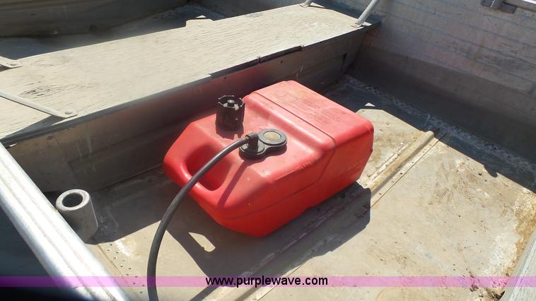 image for item AO9833 Richline boat