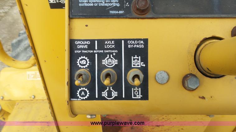image for item AO9838 2000 Vermeer V8550 cable plow