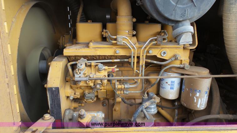 image for item AO9838 2000 Vermeer V8550 cable plow