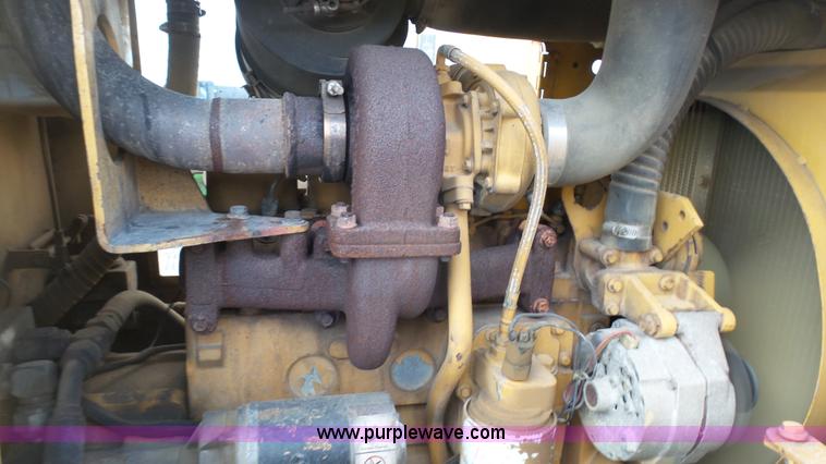 image for item AO9838 2000 Vermeer V8550 cable plow
