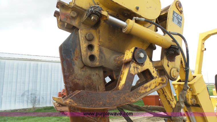 image for item AO9838 2000 Vermeer V8550 cable plow