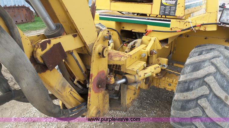 image for item AO9838 2000 Vermeer V8550 cable plow