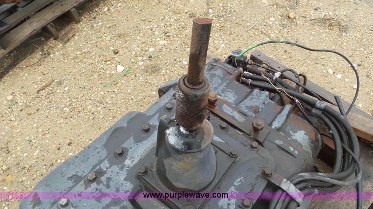 image for item AV9803 Eaton Fuller 13 speed manual transmission