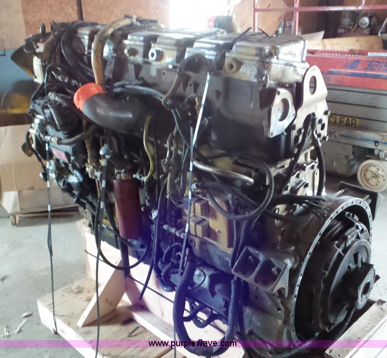 image for item AV9807 1995 Caterpillar 3406 six cylinder diesel engine