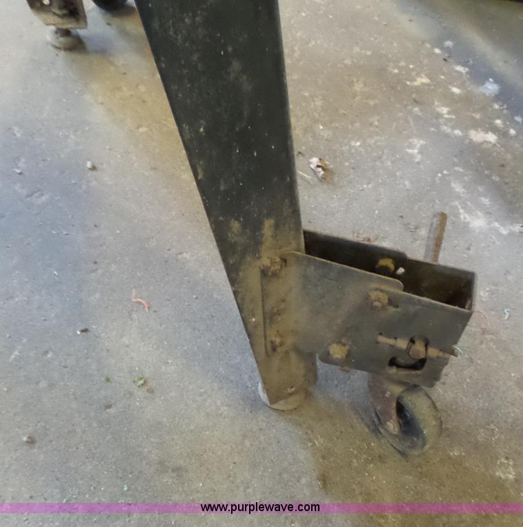 image for item BE9774 Craftsman table saw