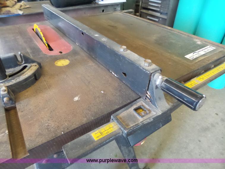 image for item BE9774 Craftsman table saw