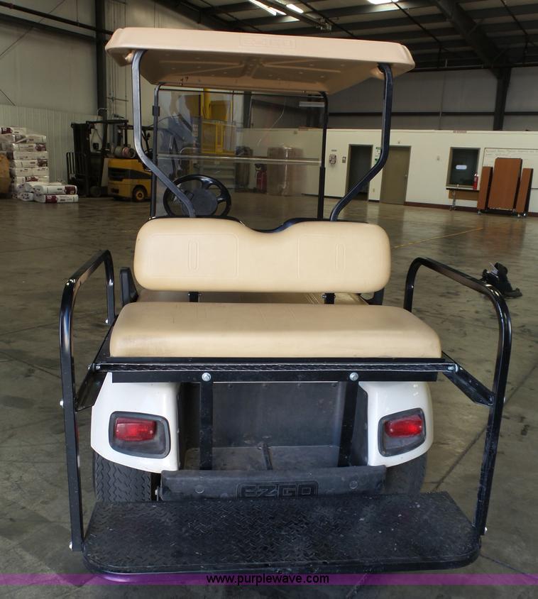 image for item BE9787 2006 Ez-go golf cart