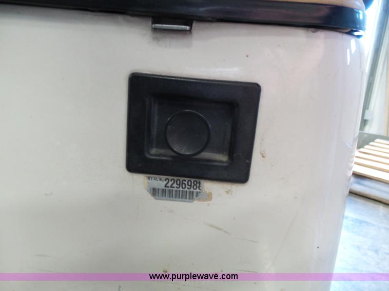 image for item BE9787 2006 Ez-go golf cart