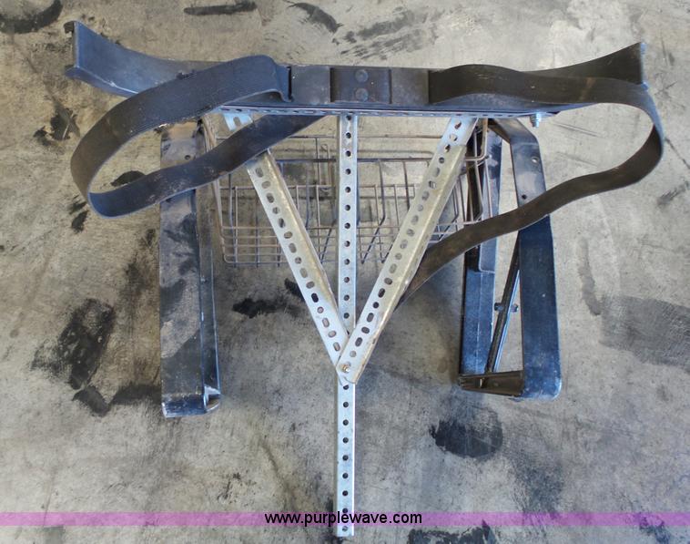 image for item BE9787 2006 Ez-go golf cart