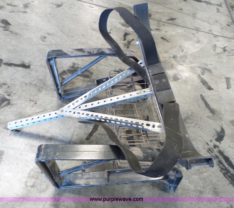 image for item BE9787 2006 Ez-go golf cart