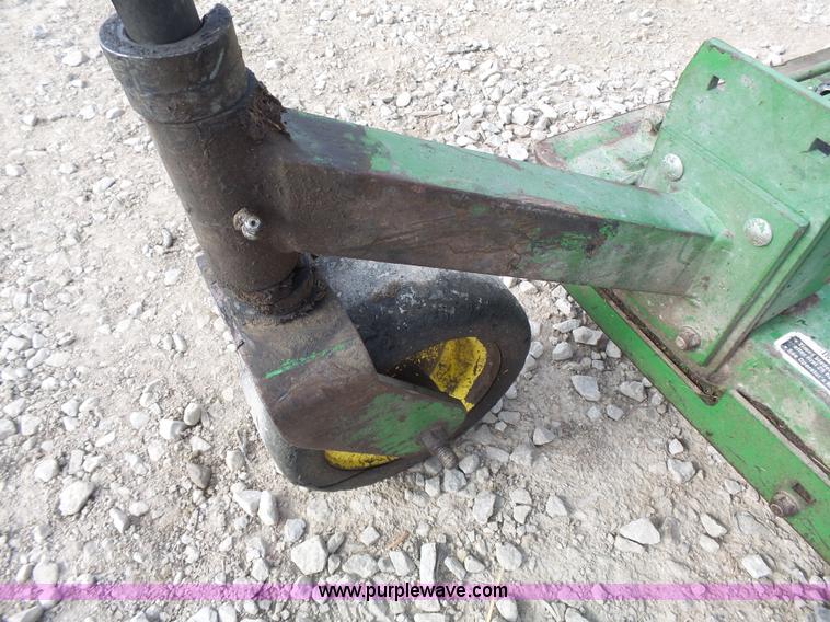 image for item BE9810 John Deere GSS ZTR lawn mower