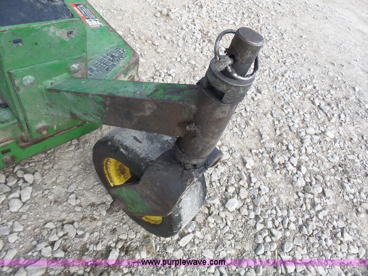 image for item BE9810 John Deere GSS ZTR lawn mower