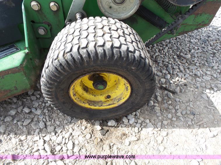 image for item BE9810 John Deere GSS ZTR lawn mower