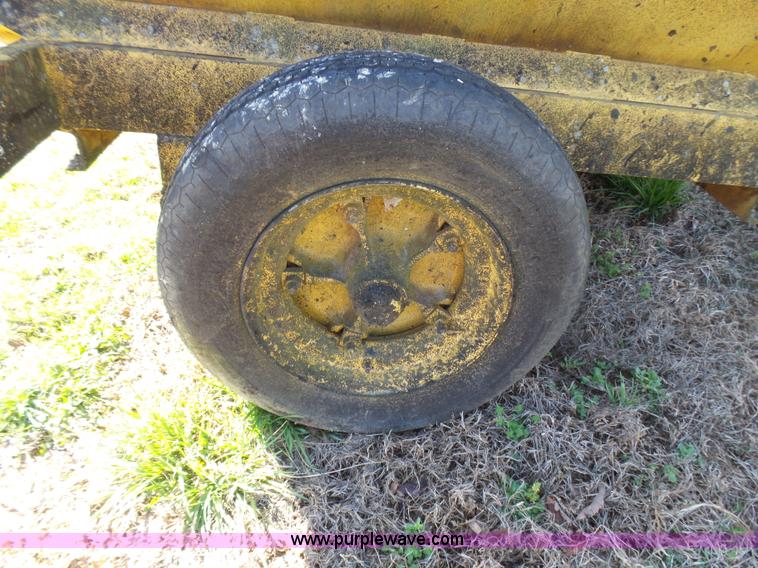 image for item BG9068 500 gallon tank