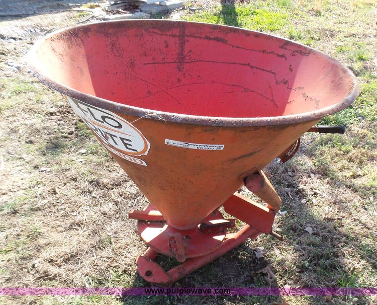 image for item BG9070 Flo-Rite P300 spreader