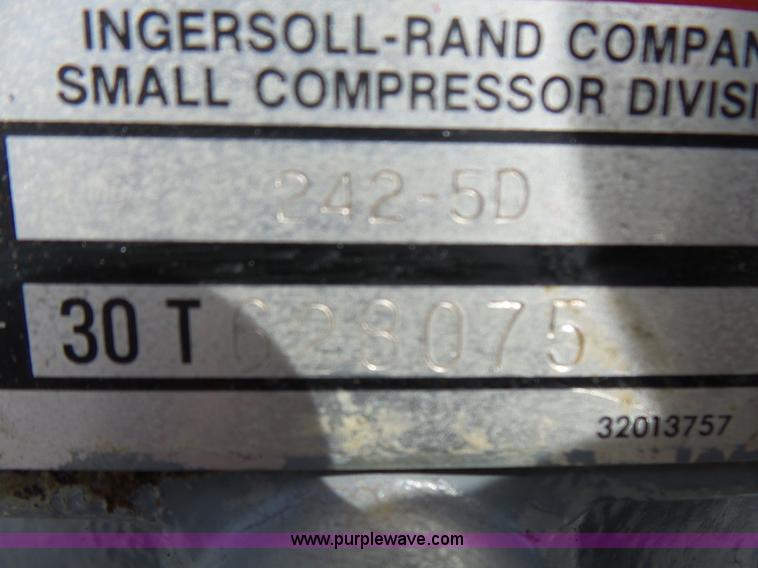 image for item BG9117 Ingersoll Rand T30 air compressor