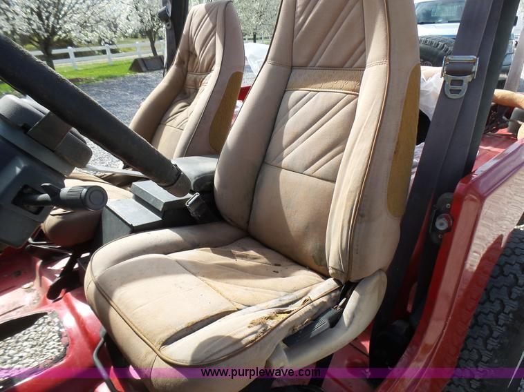 image for item BG9122 1992 Jeep Wrangler SUV