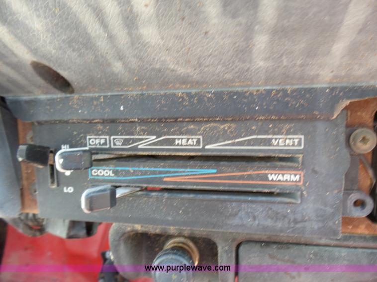 image for item BG9122 1992 Jeep Wrangler SUV