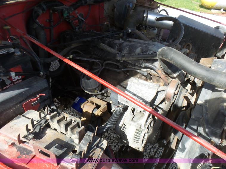 image for item BG9122 1992 Jeep Wrangler SUV