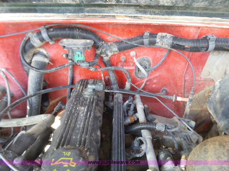 image for item BG9122 1992 Jeep Wrangler SUV