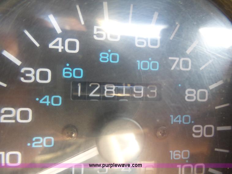 image for item BG9122 1992 Jeep Wrangler SUV