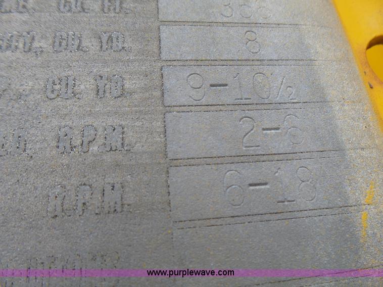 image for item BG9124 1975 Ford LN8000 mixer truck