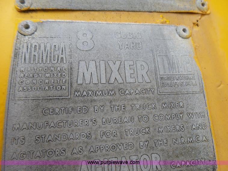 image for item BG9124 1975 Ford LN8000 mixer truck