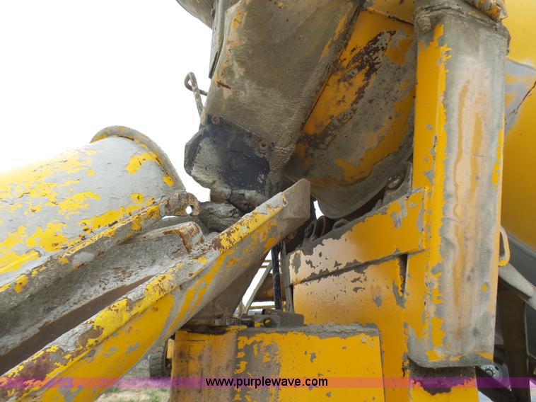 image for item BG9124 1975 Ford LN8000 mixer truck