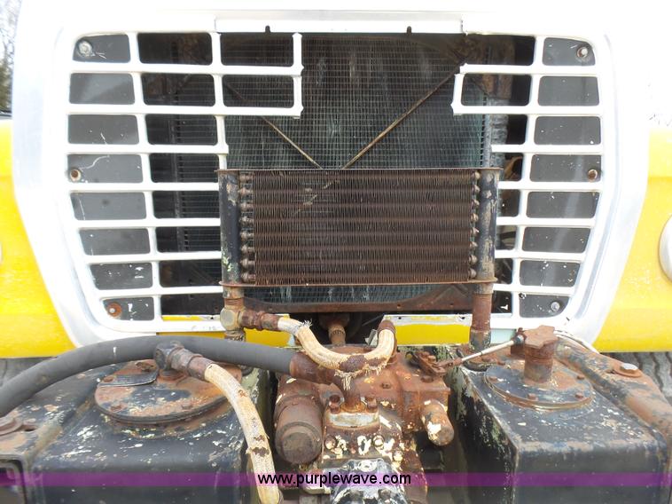 image for item BG9124 1975 Ford LN8000 mixer truck