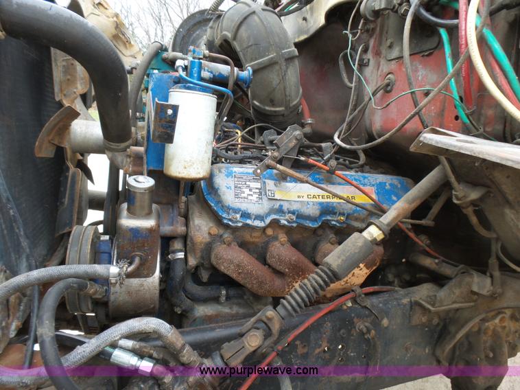 image for item BG9124 1975 Ford LN8000 mixer truck
