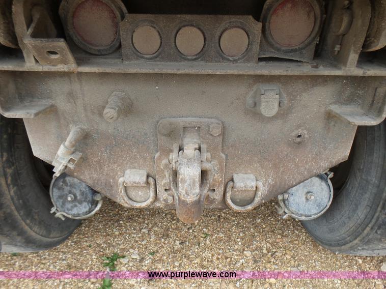 image for item BG9125 1984 Ford LTL9000 dump truck