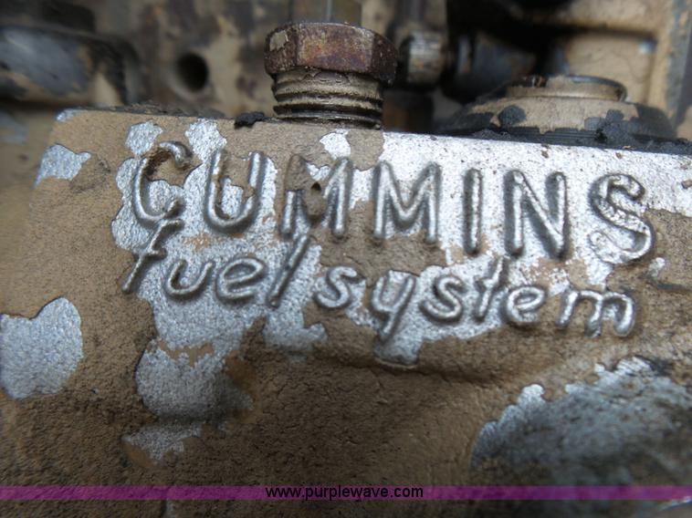 image for item BG9125 1984 Ford LTL9000 dump truck