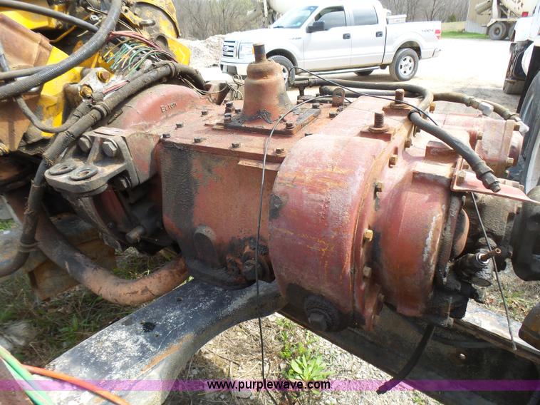 image for item BG9127 Caterpillar 3208 diesel engine