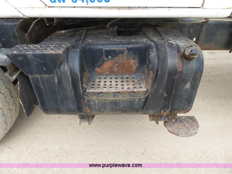 image for item BG9128 1979 International F2574 mixer truck