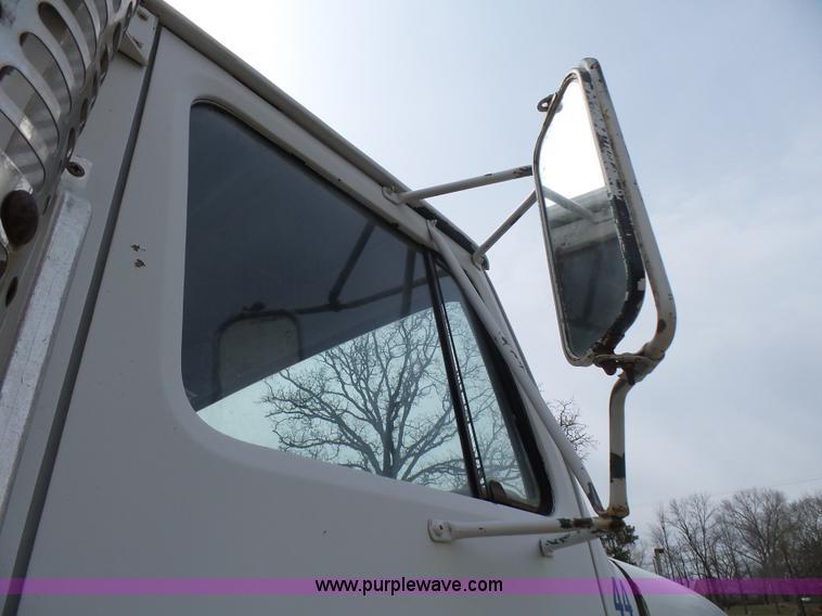 image for item BG9128 1979 International F2574 mixer truck